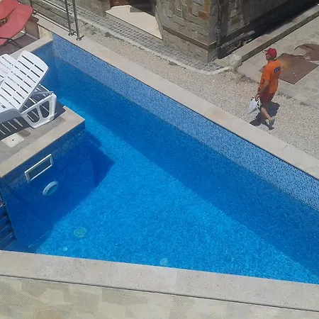 Akshaena Σωζόπολη