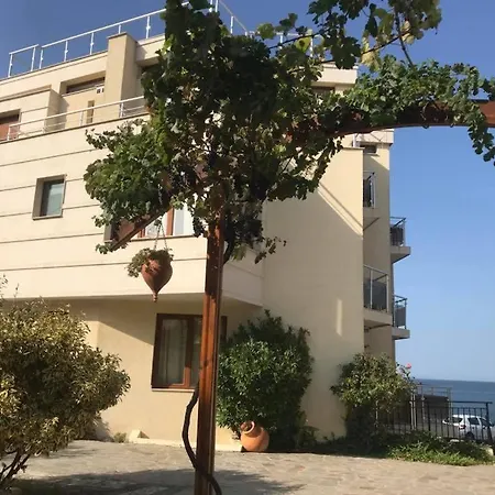 Ξενοδοχείο με διαμερίσματα Akshaena Σωζόπολη